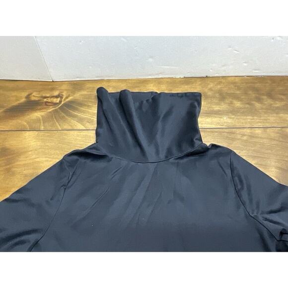 Brooks Brothers Sweater Women's Sz S Black Turtle Neck Pullover Light Weight - Picture 3 of 8